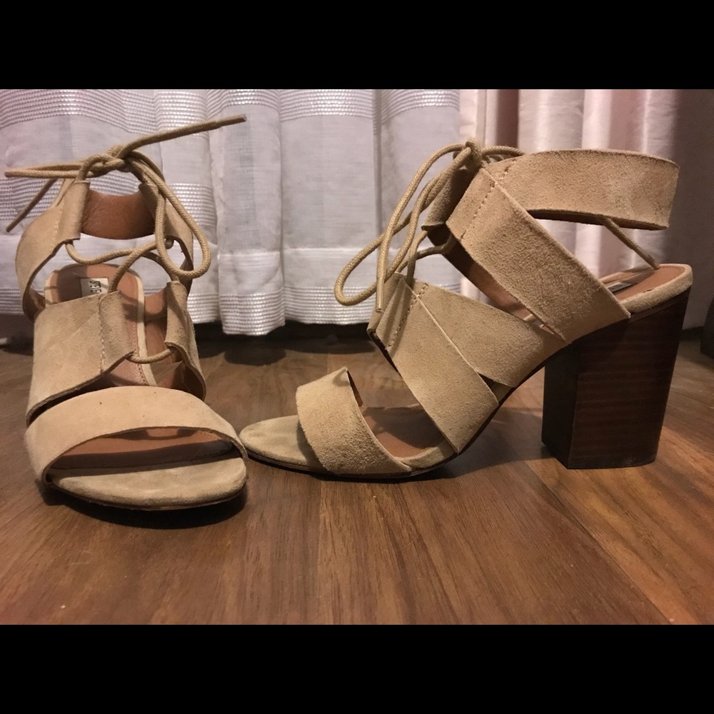 Steve Madden open toe tie up
